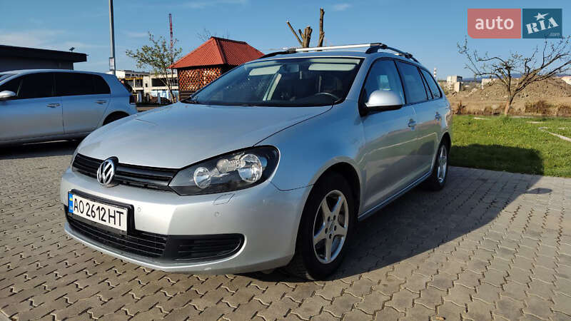 Volkswagen Golf (2010)