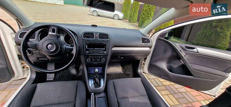 Volkswagen Golf (2012)