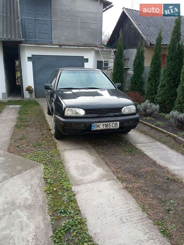 Volkswagen Golf (1993)