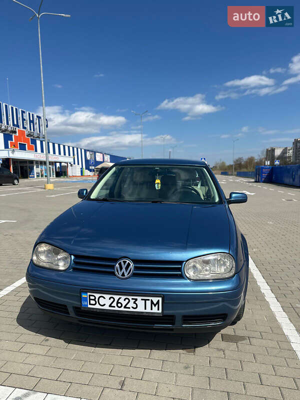 Volkswagen Golf (1999)