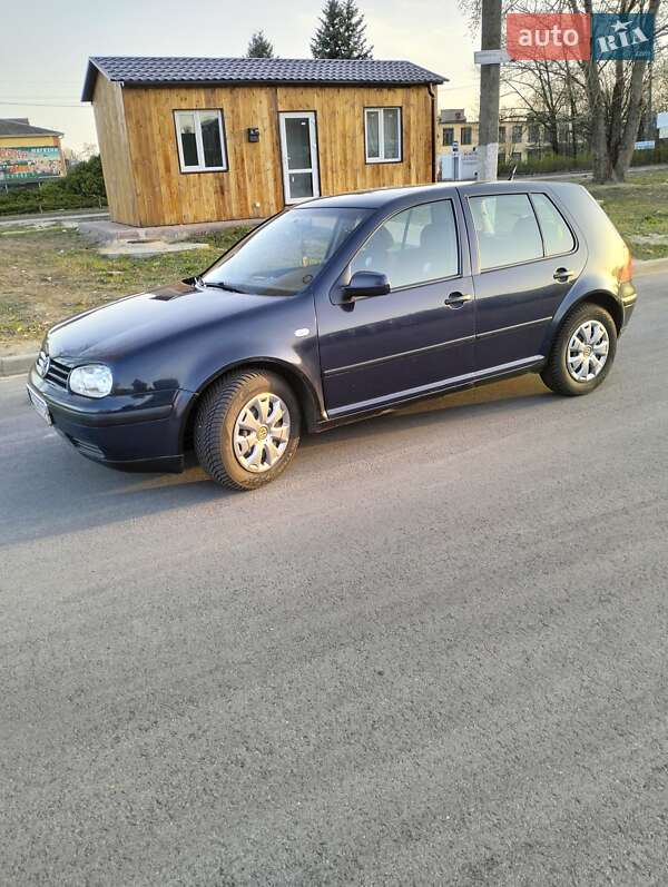 Volkswagen Golf (1998)