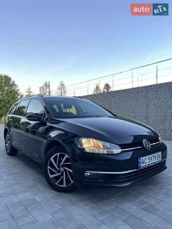 Volkswagen Golf (2018)