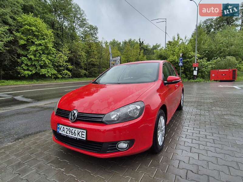 Volkswagen Golf (2012)