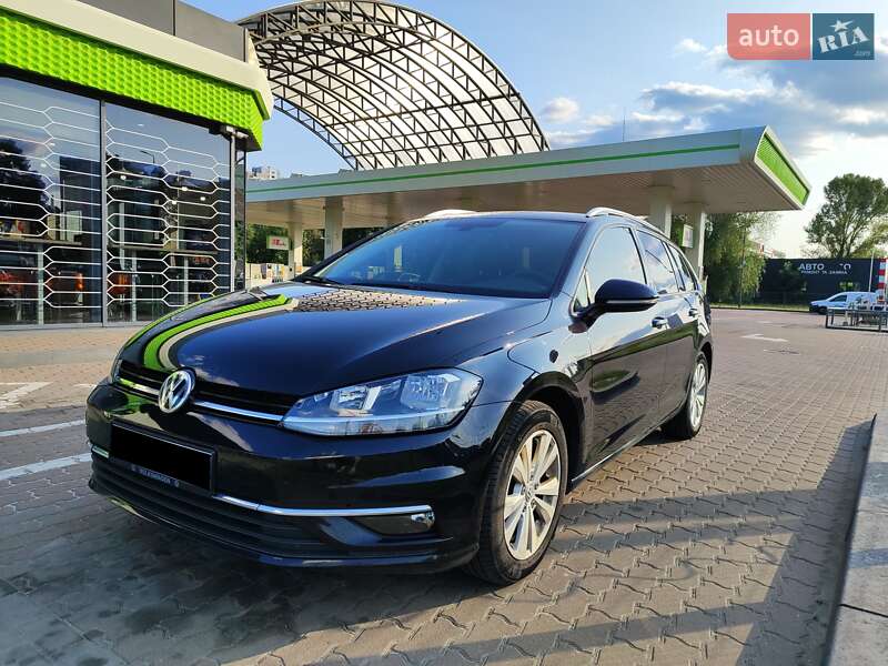 Volkswagen Golf (2017)