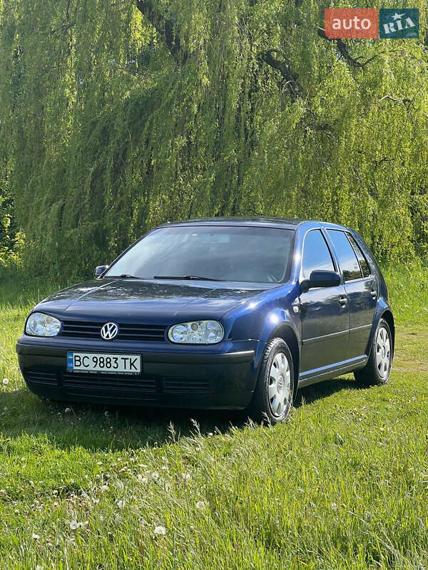 Volkswagen Golf (2001)