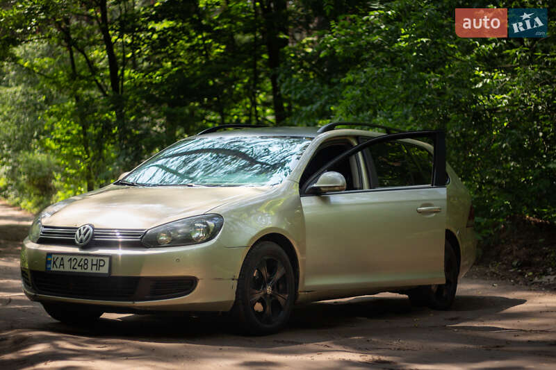 Volkswagen Golf (2012)