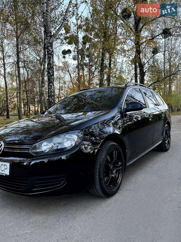 Volkswagen Golf (2012)