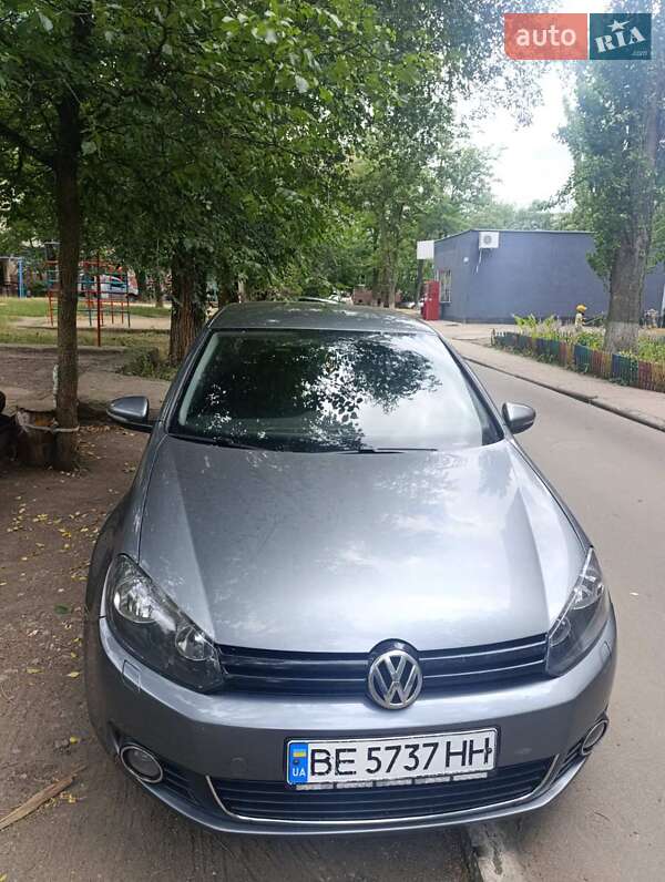Volkswagen Golf (2010)