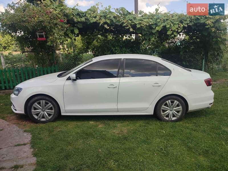 Volkswagen Jetta (2016)