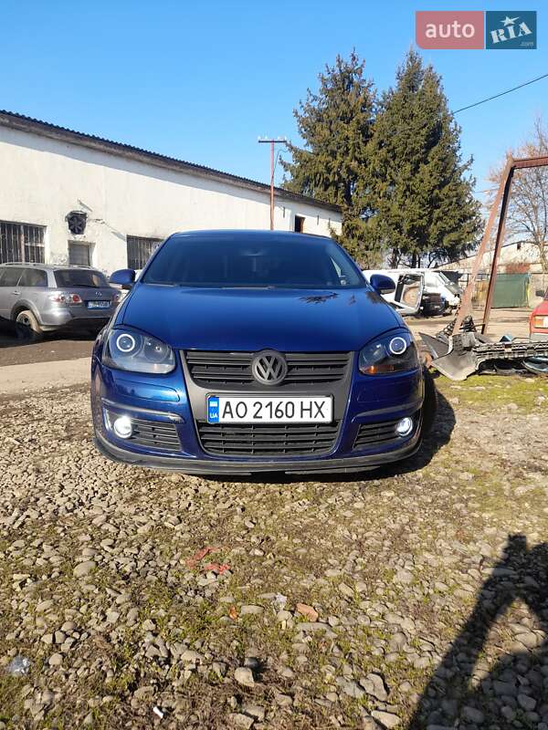 Volkswagen Jetta (2005)