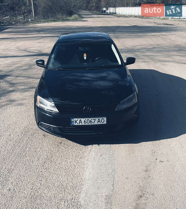 Volkswagen Jetta (2013)