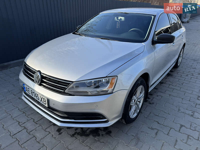 Volkswagen Jetta (2015)