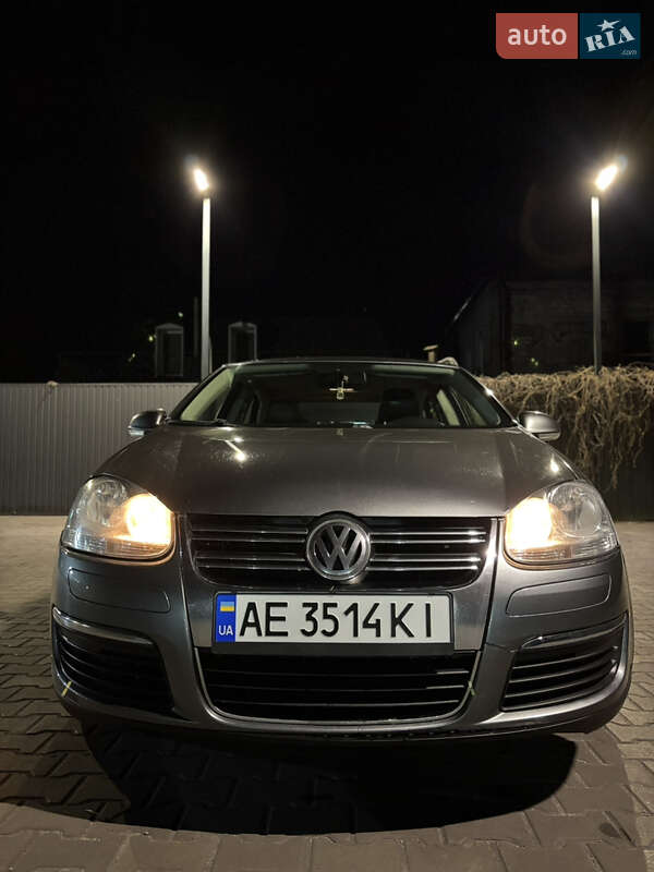 Volkswagen Jetta (2010)