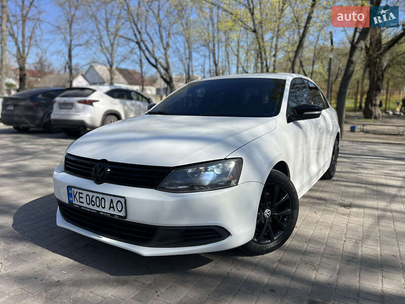Volkswagen Jetta (2011)