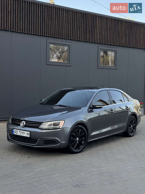 Volkswagen Jetta (2013)