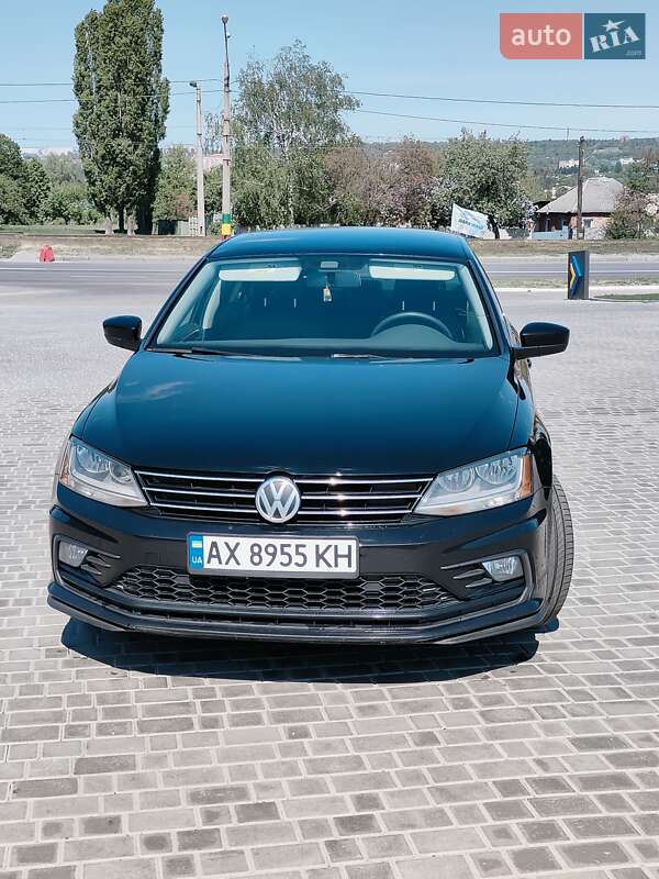 Volkswagen Jetta (2017)