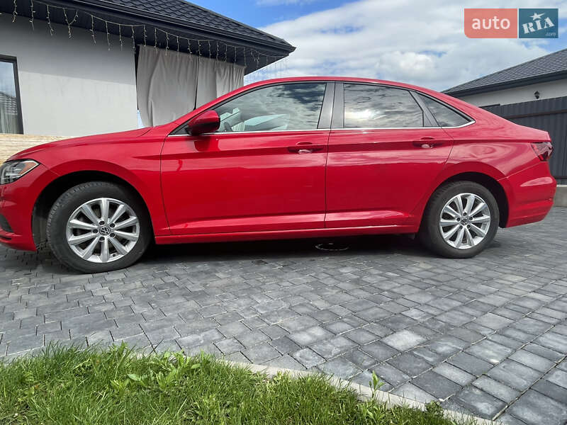 Volkswagen Jetta (2018)