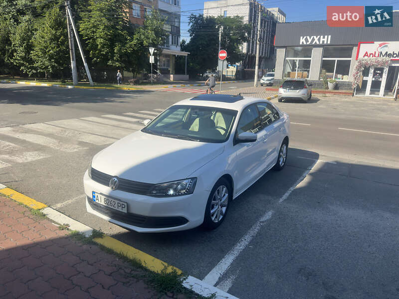Volkswagen Jetta (2011)