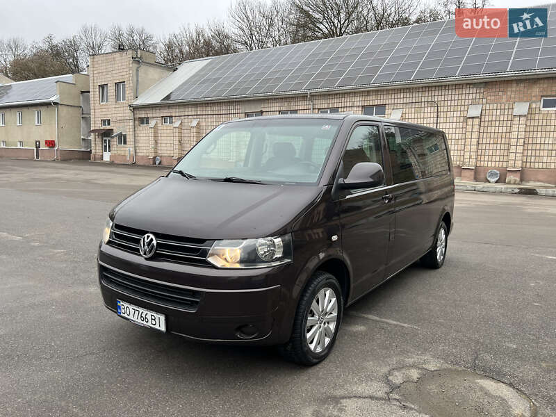 Volkswagen Multivan (2012)