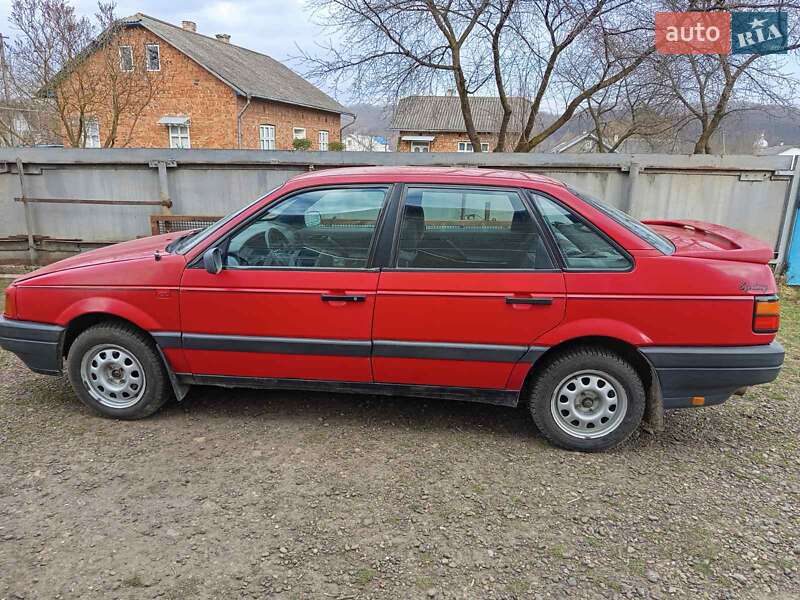 Volkswagen Passat (1990)