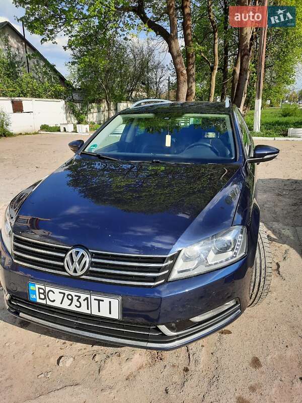 Volkswagen Passat (2011)