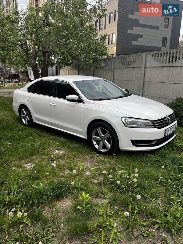 Volkswagen Passat (2012)