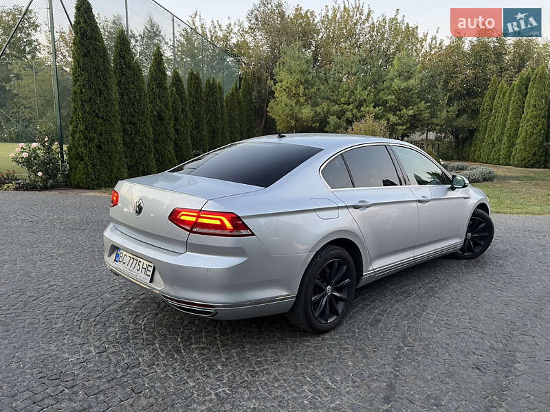 Volkswagen Passat (2015)