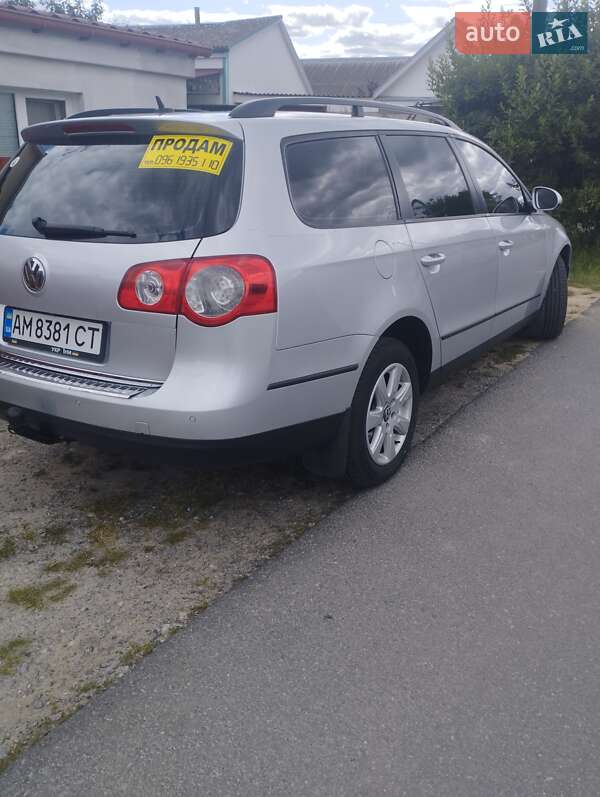 Volkswagen Passat (2010)