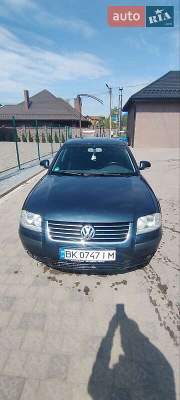 Volkswagen Passat (2004)
