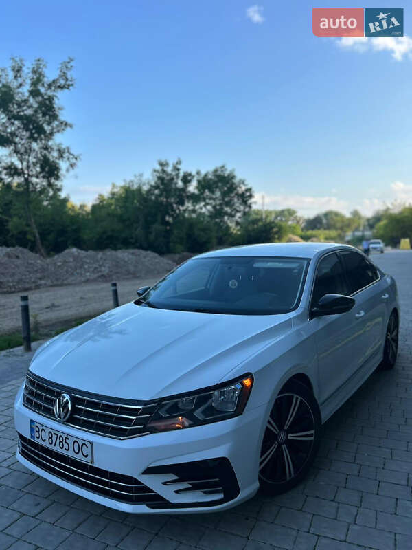 Volkswagen Passat (2016)