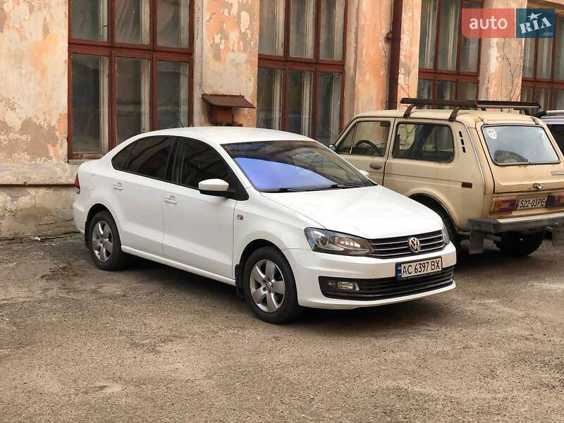 Volkswagen Polo (2016)