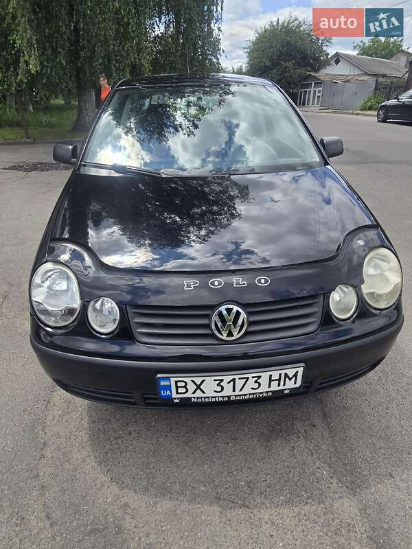 Volkswagen Polo (2003)