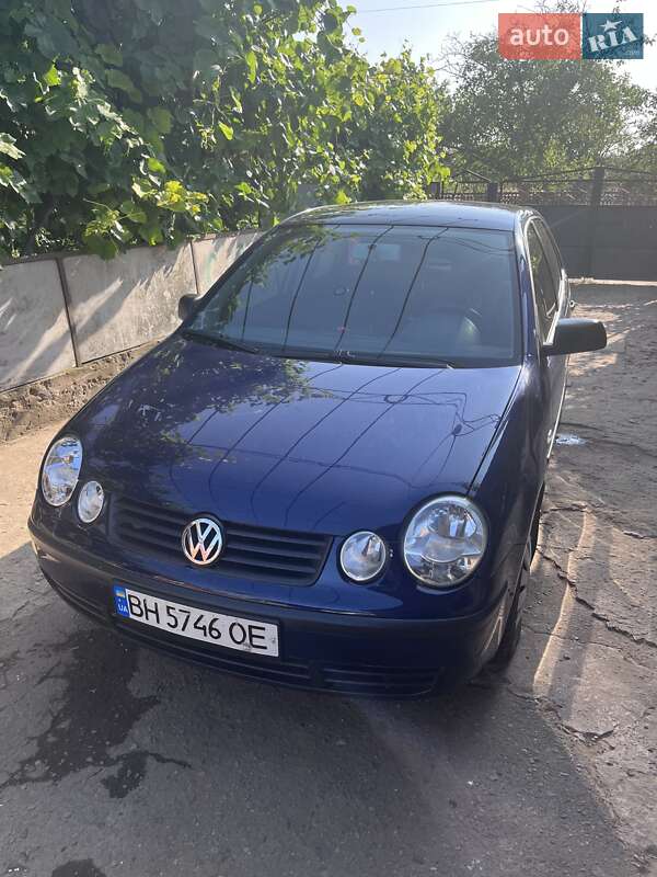 Volkswagen Polo (2002)