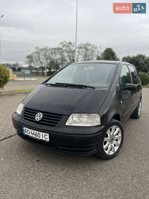 Volkswagen Sharan (2002)