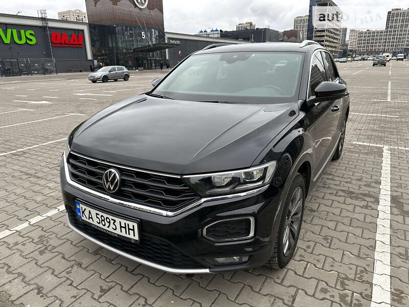 Volkswagen T-roc (2021)