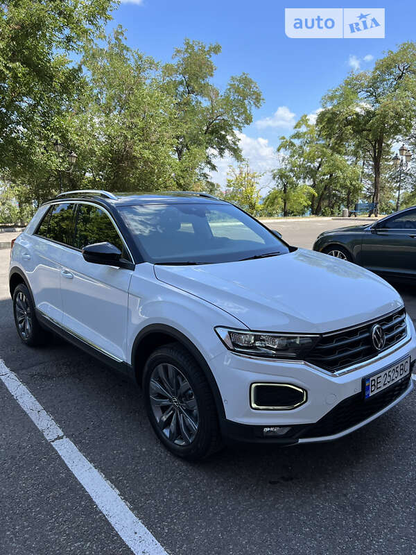 Volkswagen T-roc (2021)