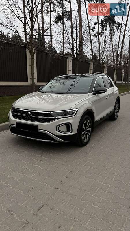 Volkswagen T-roc (2023)