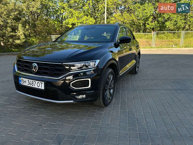 Volkswagen T-roc (2021)