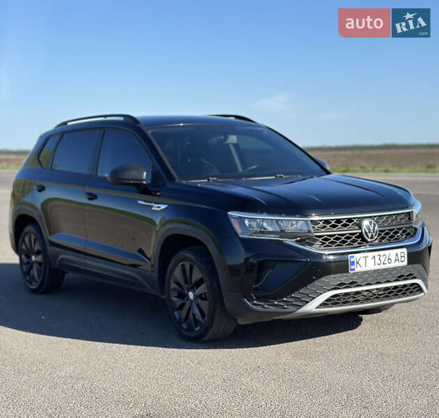 Volkswagen Taos (2022)