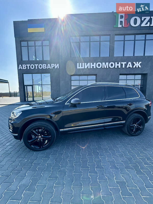 Volkswagen Touareg (2017)