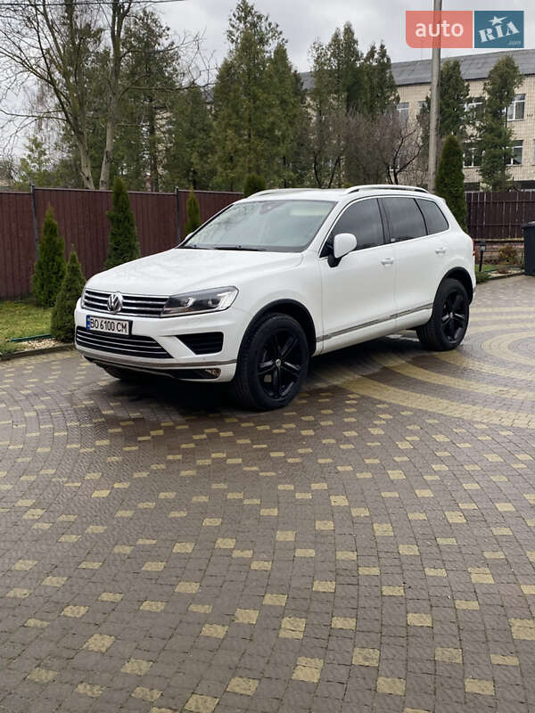 Volkswagen Touareg (2017)