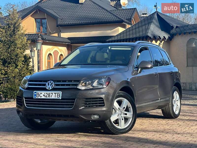 Volkswagen Touareg (2012)