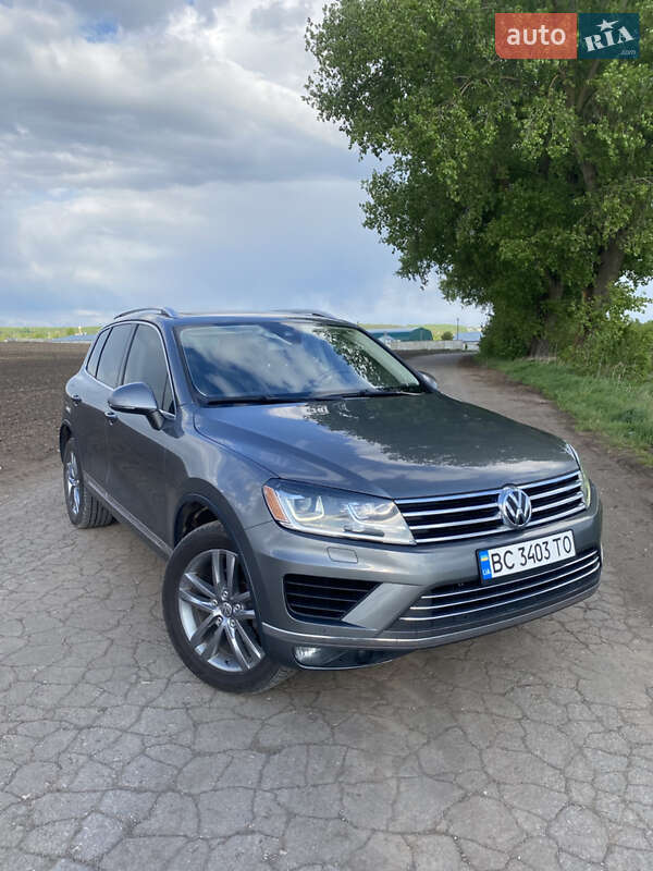 Volkswagen Touareg (2015)