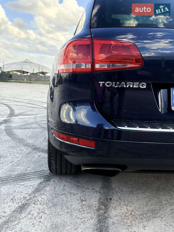 Volkswagen Touareg (2012)
