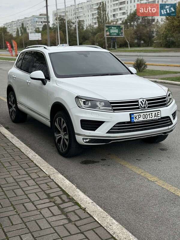 Volkswagen Touareg (2016)