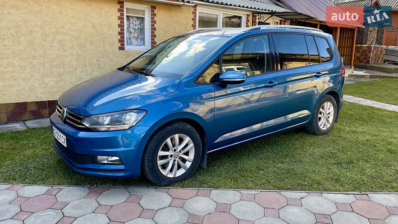 Volkswagen Touran (2015)