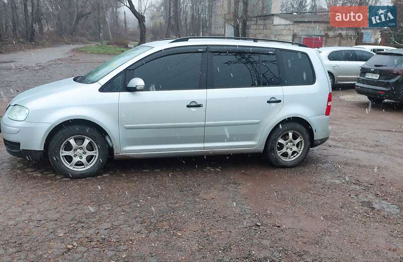 Volkswagen Touran (2006)