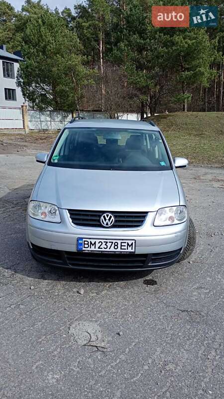 Volkswagen Touran (2005)