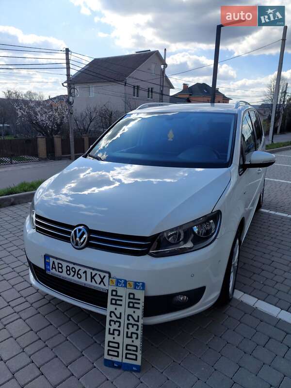 Volkswagen Touran (2014)