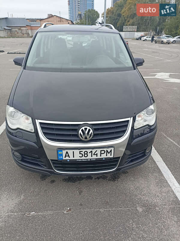 Volkswagen Touran (2007)